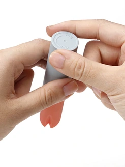 Вібратор-помада IROHA STICK Grey, плавне збільшення потужності