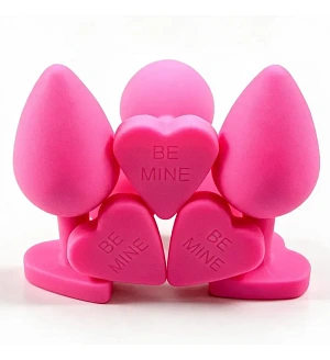 Силіконова анальна пробка ALUME BE MINE, розмір M, рожева з основою у формі серця (упаковка — пакет).