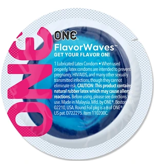 Ароматизований презерватив ONE FlavorWaves Fresh Mint, 1 шт, яскраво-синій, запах м’яти