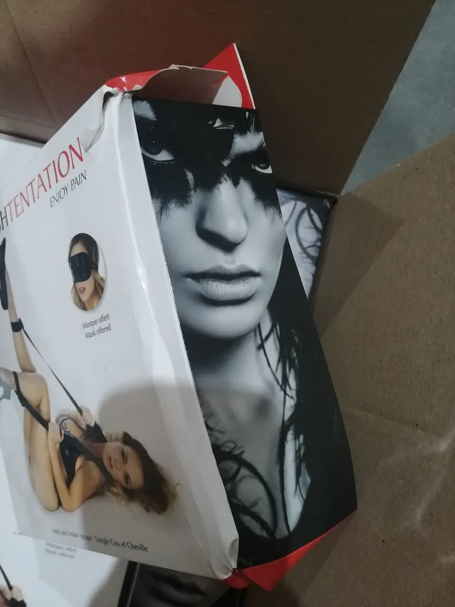 Фіксатори для ніг Fetish Tentation Neck and Ankle Strap (м'яте паковання)