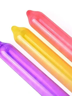 Презервативи Holographic Recare Fruit Flavour Condoms 12 шт, аромати: м'ята, банан, полуниця