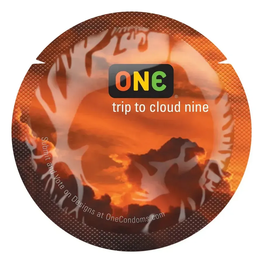 Набір презервативів Набір презервативів ONE Color Sensations, 100 шт, кольорові, 10 кольорів, зі змазкою, паковання-тубус