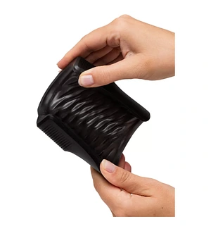 Вібруючий мастурбатор Arcwave Zing Black, відкритий, чорний