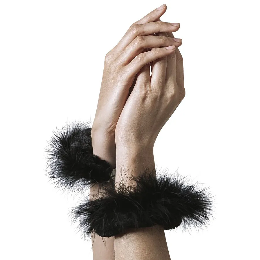 Наручники металеві Adrien Lastic Handcuffs Pink з рожевим пухнастим оздобленням