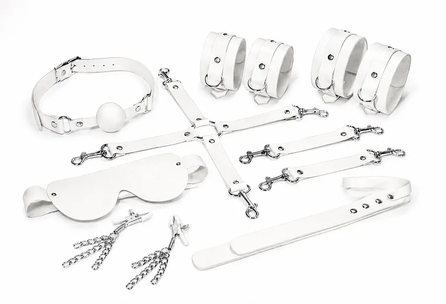 Набір Feral Feelings BDSM Kit 7 Black, наручники, поножі, конектор, маска, падл, кляп, затискачі
