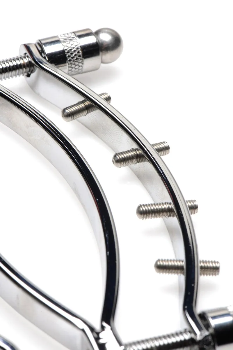 Затискач для вагіни Master Series: Spread 'Em Poker Vagina Clamp with Adjustable Pressure Screws, ши