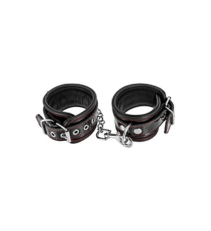 Наручники Fetish Tentation Premium Patent Leather Handcuffs, знімний ланцюжок