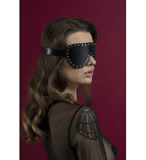 Маска на очі з заклепками Feral Feelings - Blindfold Mask, натуральна шкіра, чорна
